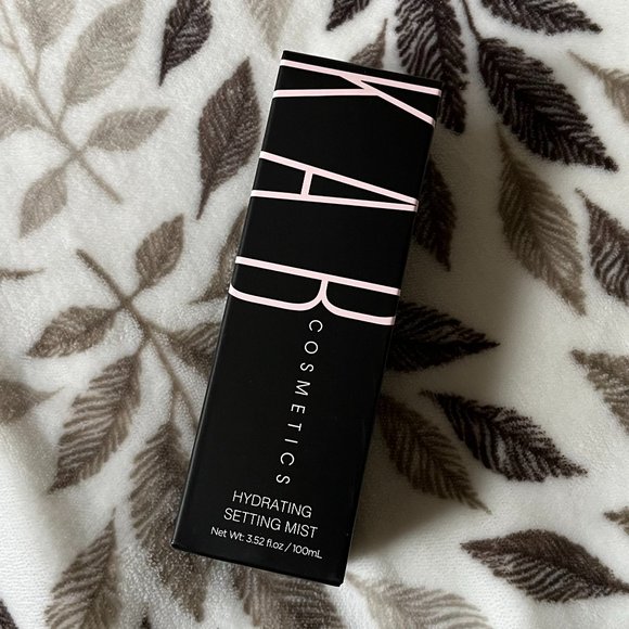 Hydrating Setting Mist - Picture 2 of 2